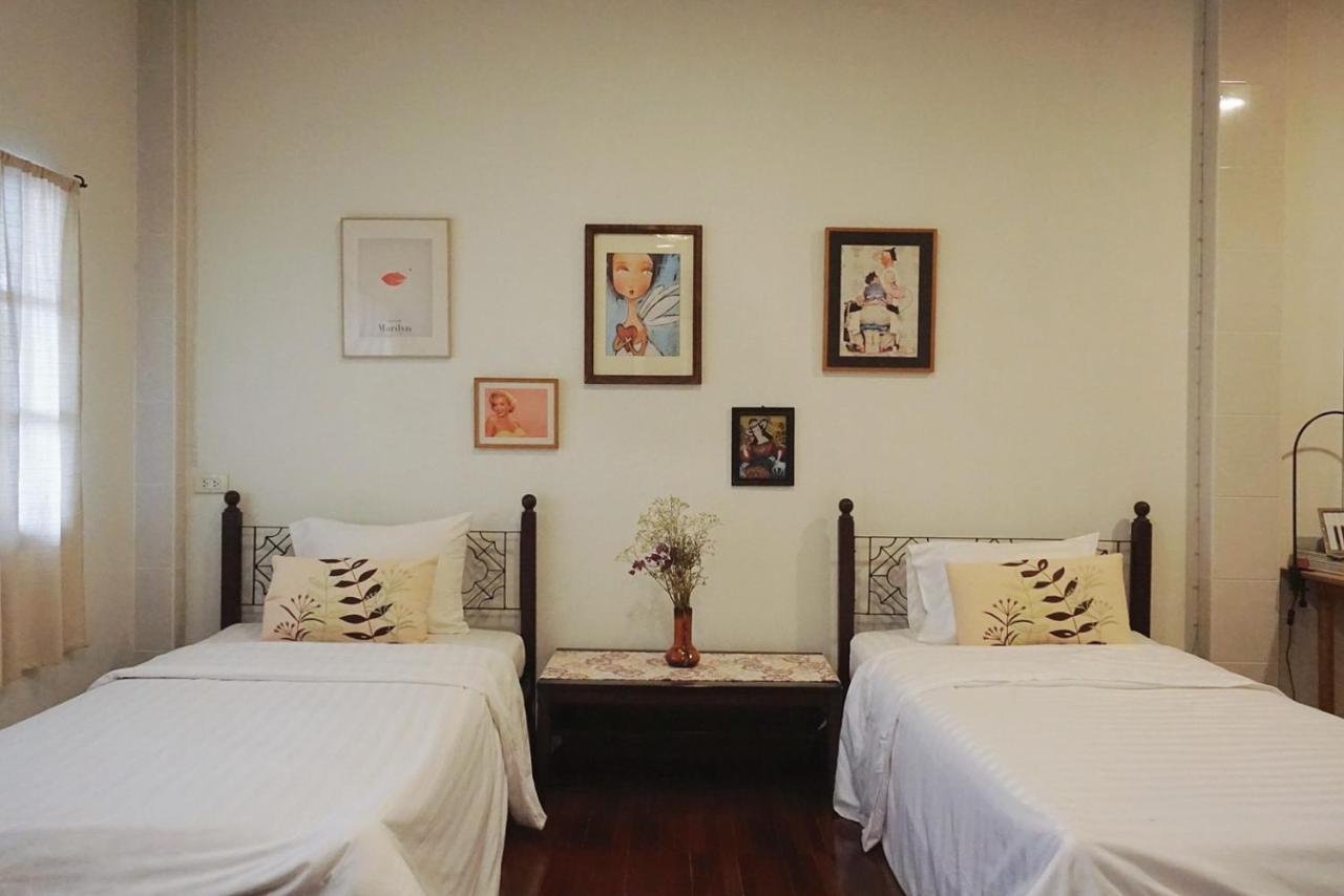 Manee Guesthouse And Record บ้านมานี Čiang Mai Exteriér fotografie