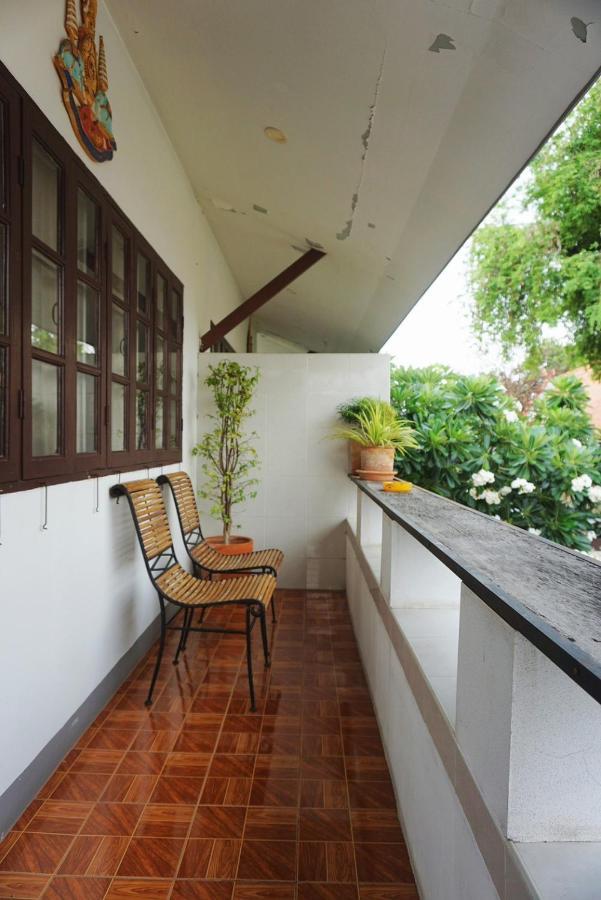 Manee Guesthouse And Record บ้านมานี Čiang Mai Exteriér fotografie