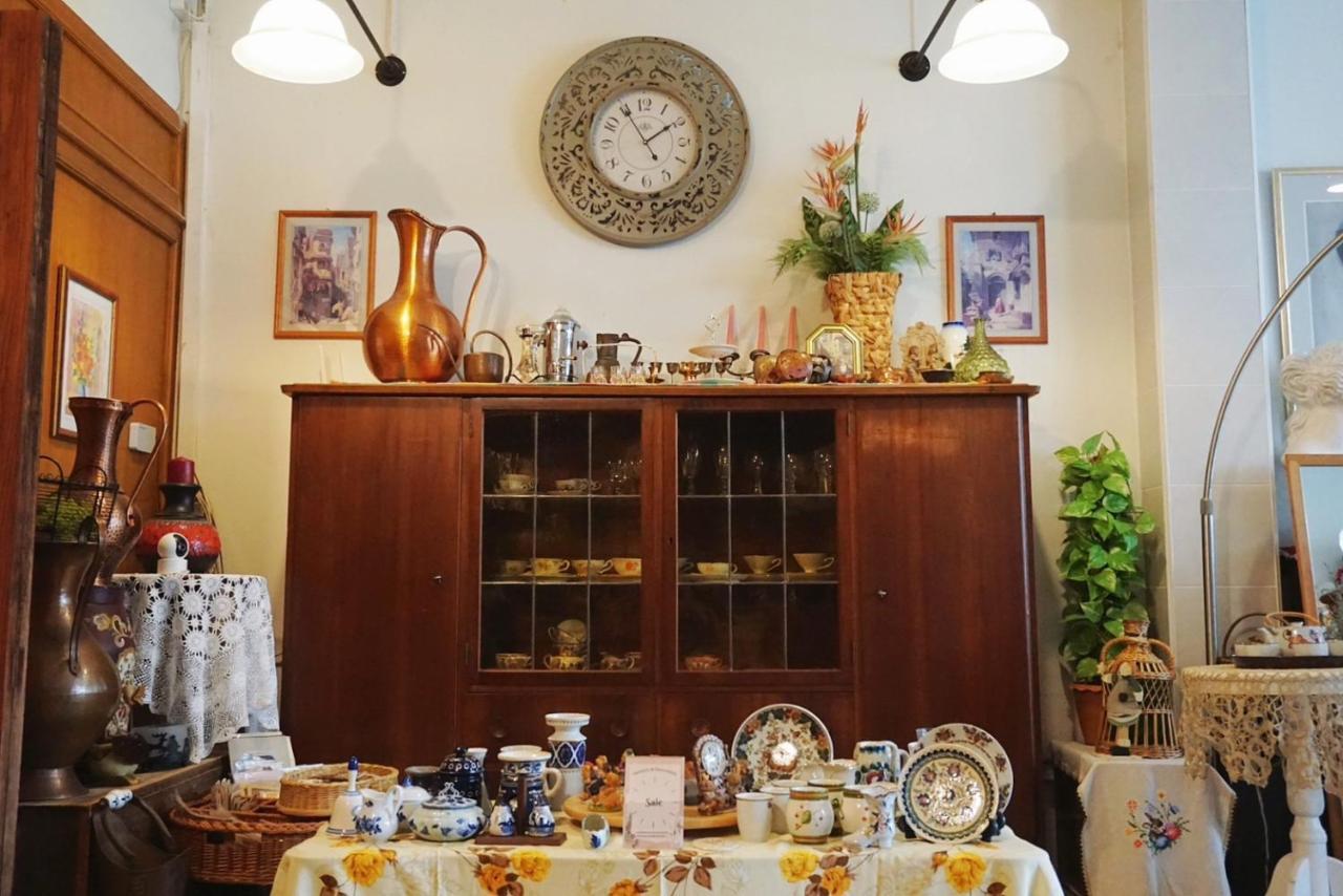 Manee Guesthouse And Record บ้านมานี Čiang Mai Exteriér fotografie