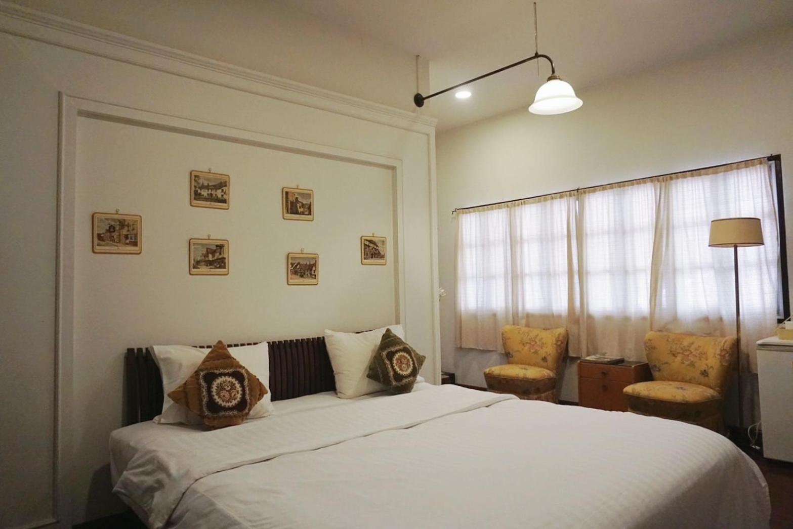 Manee Guesthouse And Record บ้านมานี Čiang Mai Exteriér fotografie