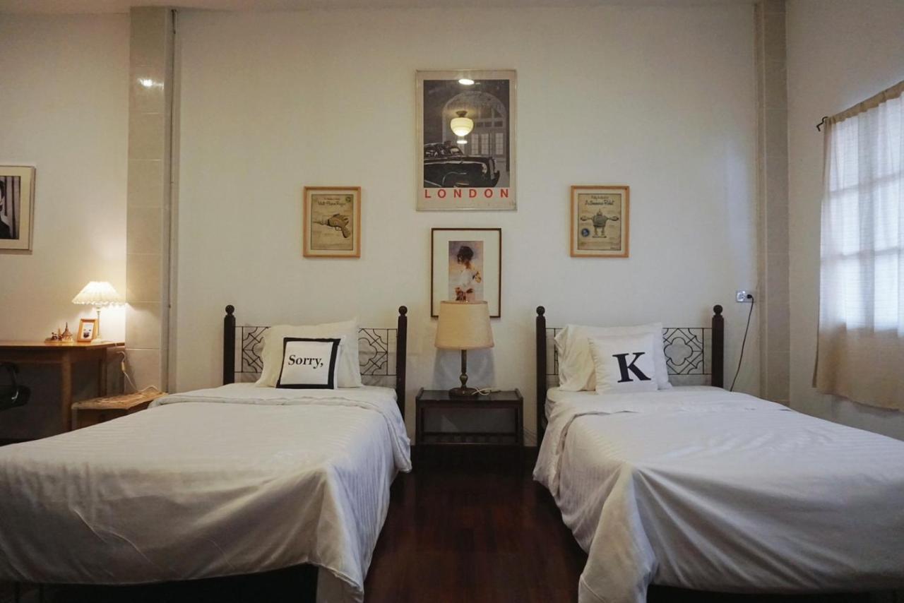Manee Guesthouse And Record บ้านมานี Čiang Mai Exteriér fotografie